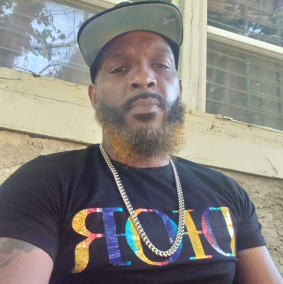 Meet your Posher, Yusef - Picture 2 of 2